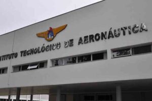 20200823170023625683a